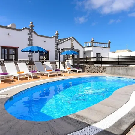 Villa Calderetas *
